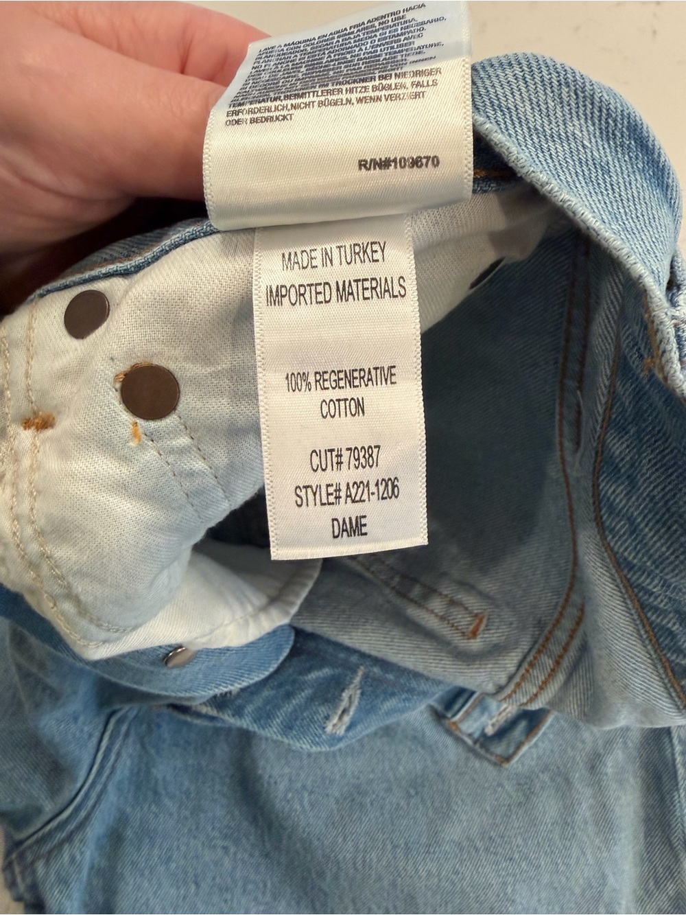 Agolde Dame Short High Rise Baggy mid length Size 27 light  denim - Picture 7 of 7